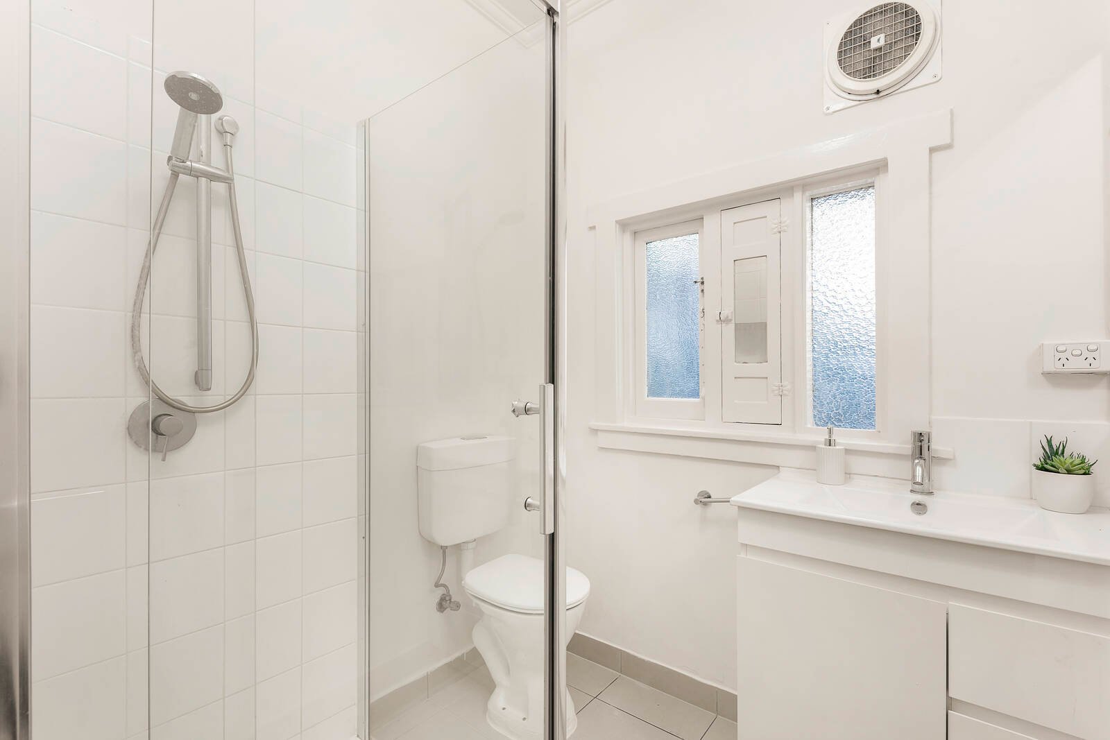 Real Estate and Property in 1/35 Grey Street, St Kilda, VIC