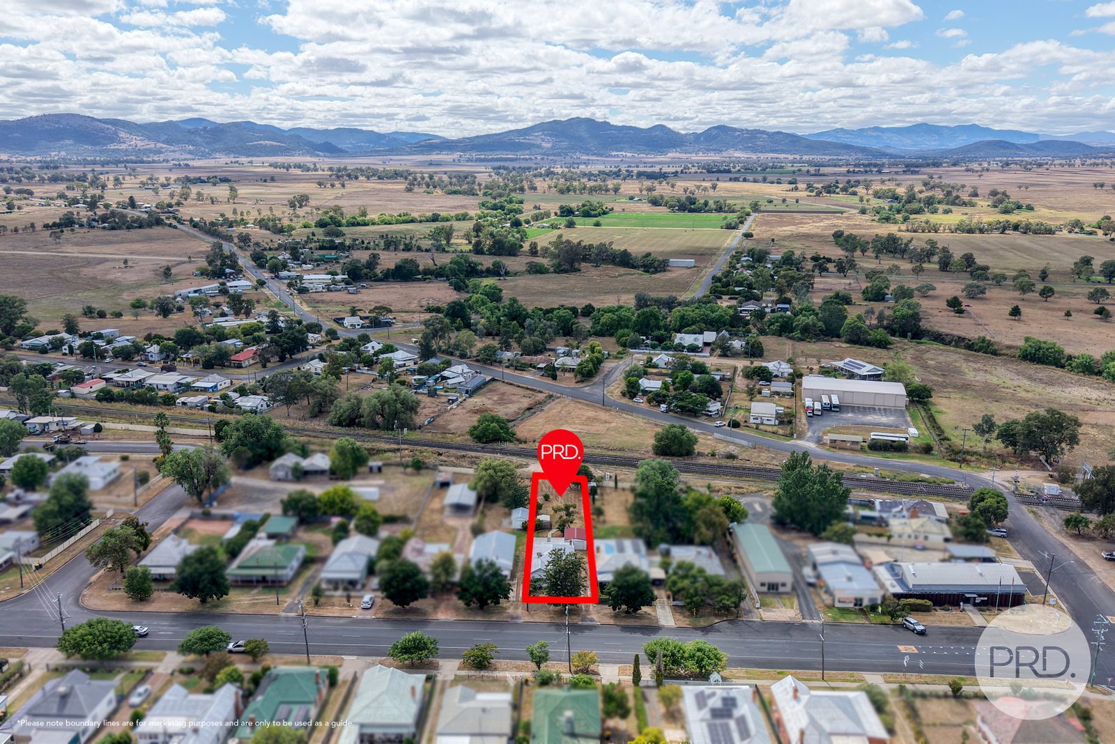 135 Hawker Street QUIRINDI 21