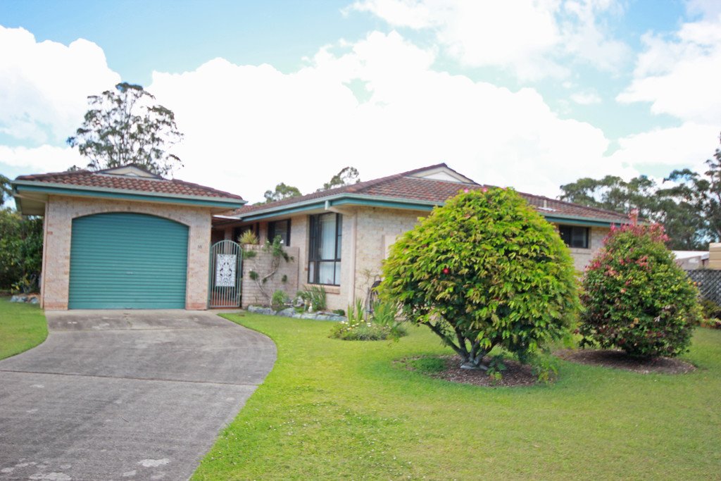 1/35 Honeysuckle Avenue LAKEWOOD 4