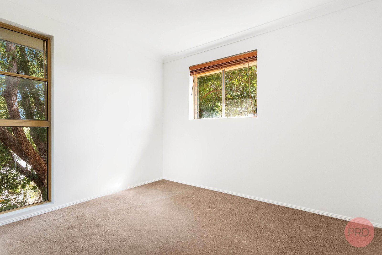 1/35 Huth Street LABRADOR 8