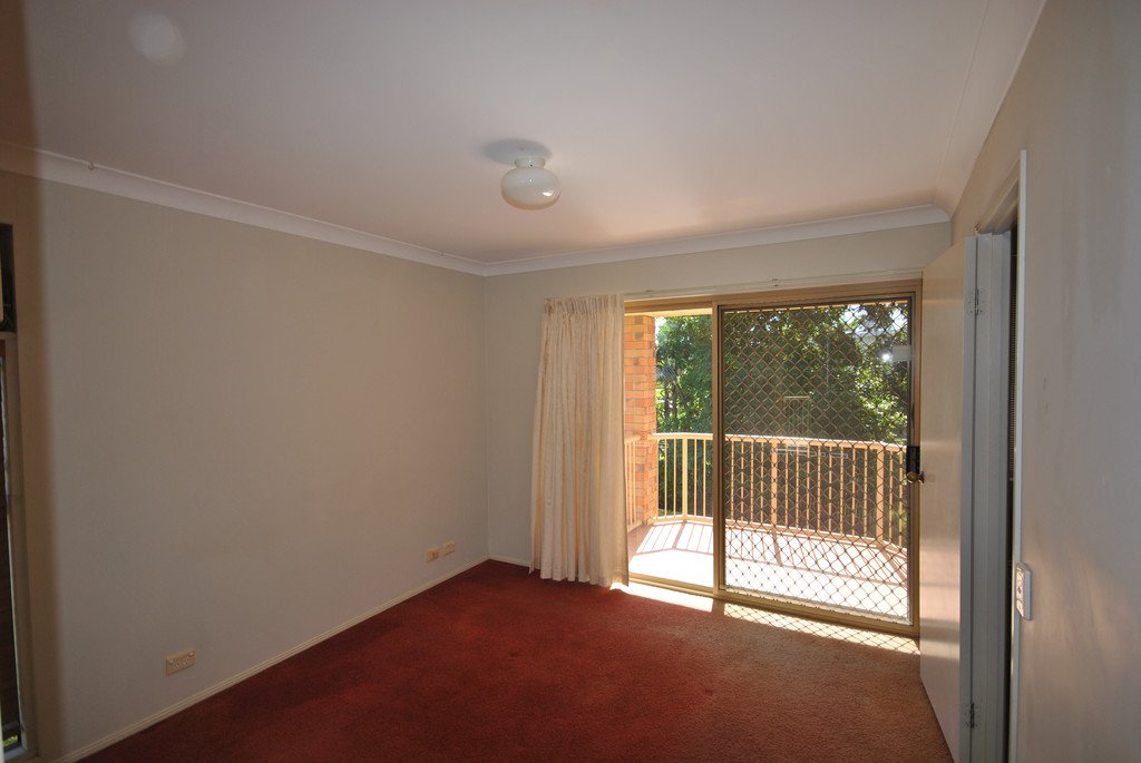 1/35 Huth Street LABRADOR 6