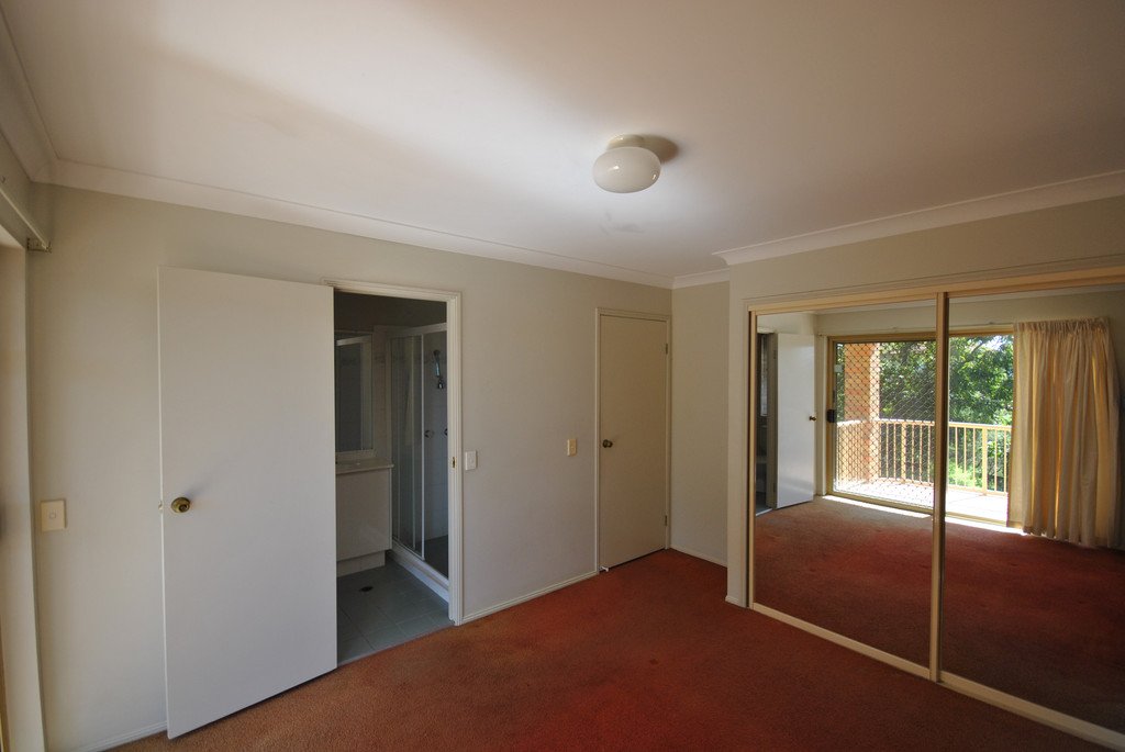 1/35 Huth Street LABRADOR 8