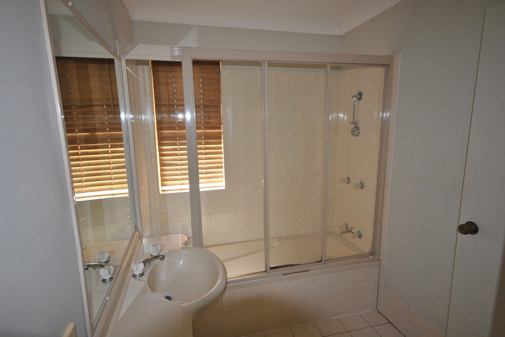 1/35 Huth Street LABRADOR 11