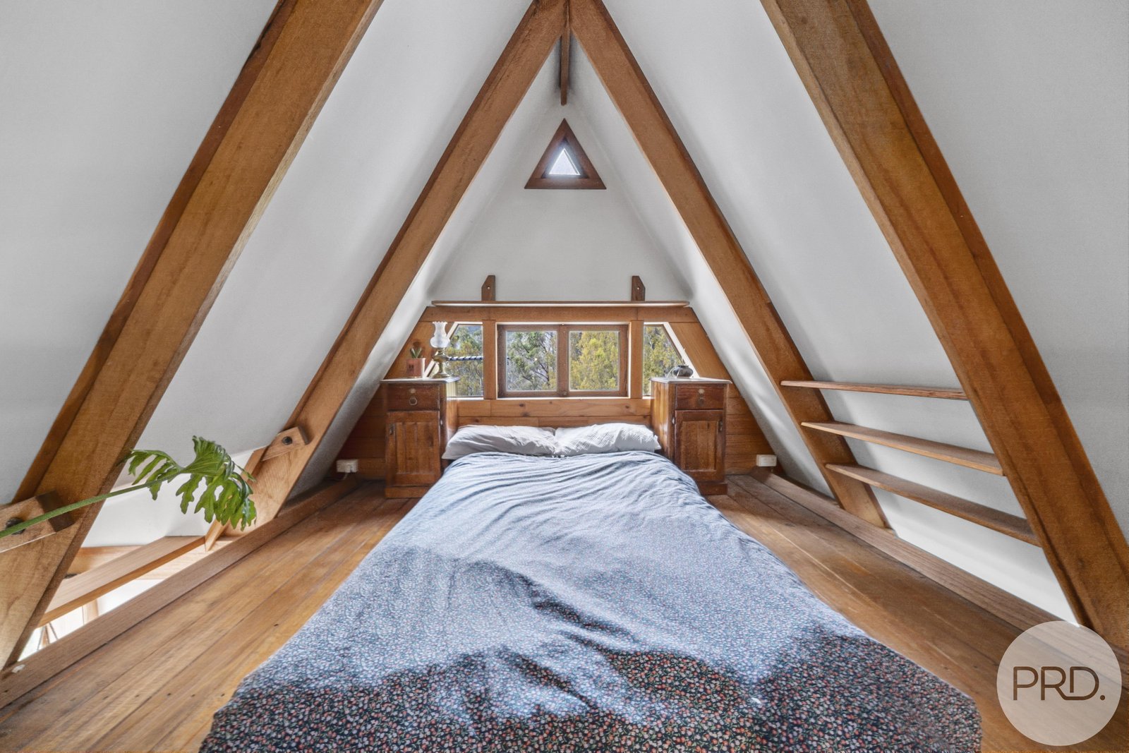 135 Jefferys Track LACHLAN 3