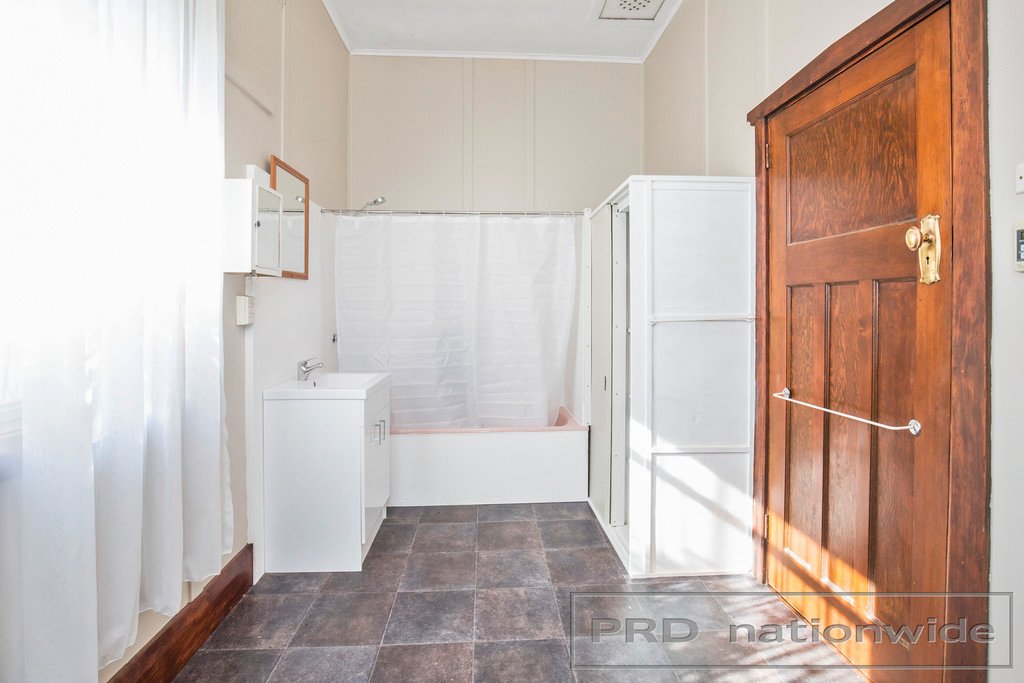 135 New England Hwy  RUTHERFORD 7