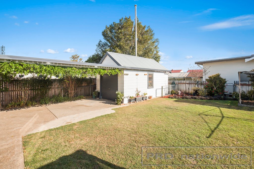 135 New England Hwy  RUTHERFORD 13