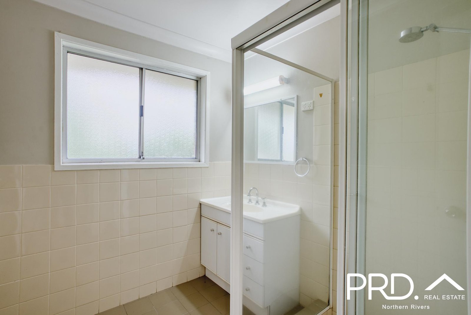 1/35 Norwood Avenue GOONELLABAH 8