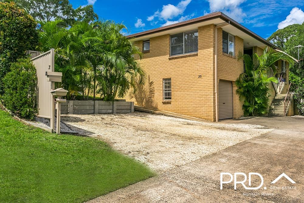 1/35 Norwood Avenue GOONELLABAH 2