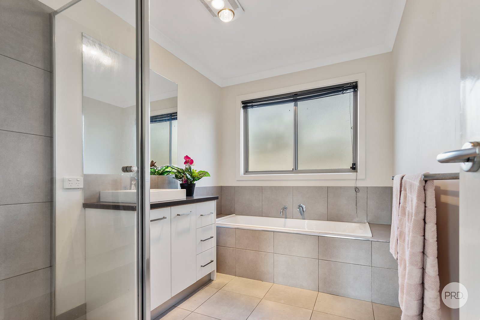 1/35 Pallett Street GOLDEN SQUARE 10