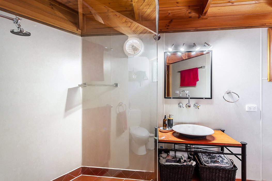 135 Salamander Way SALAMANDER BAY 9