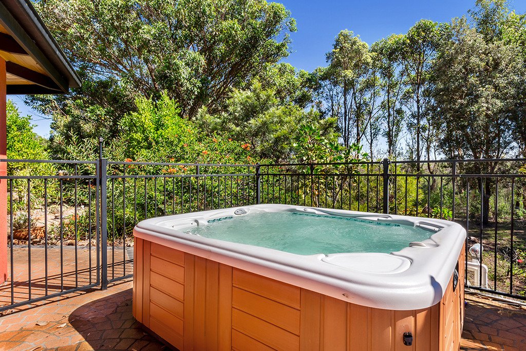135 Salamander Way SALAMANDER BAY 12