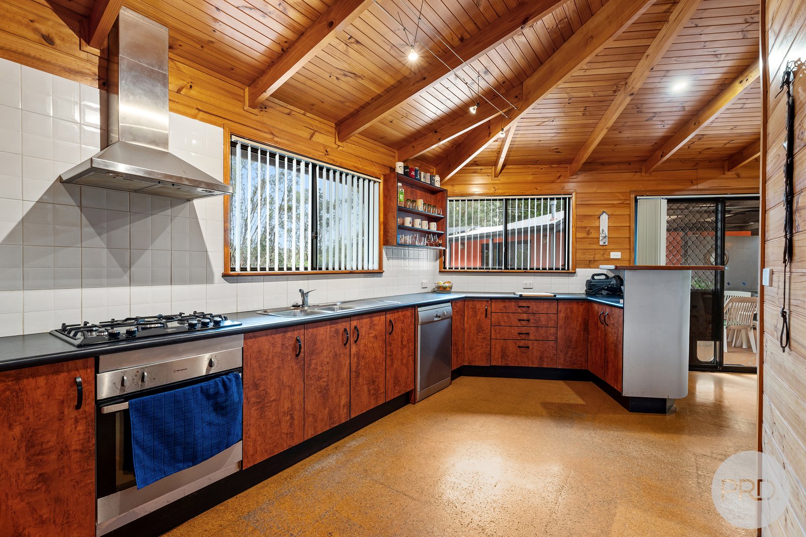 135 Salamander Way SALAMANDER BAY 9