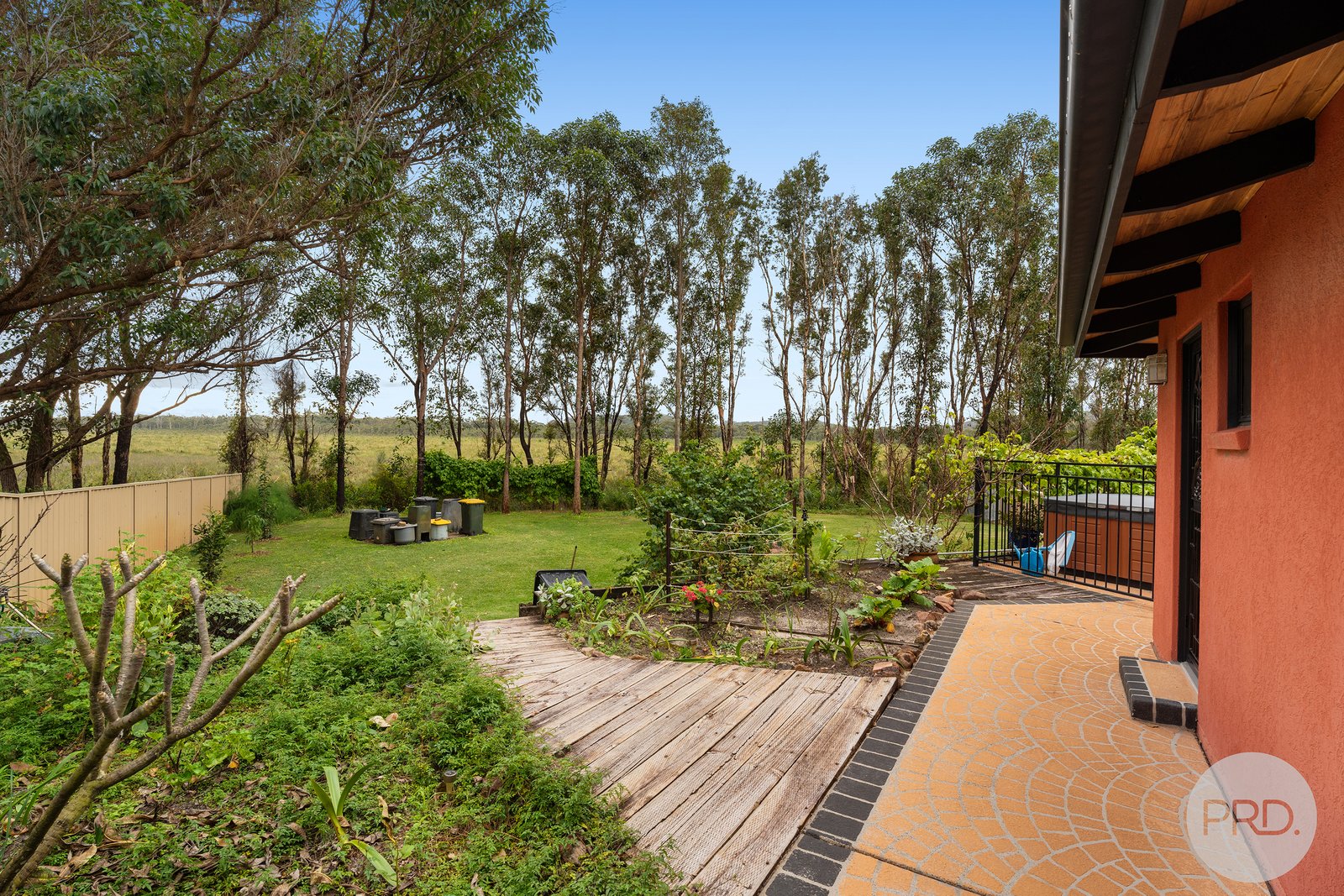 135 Salamander Way SALAMANDER BAY 32