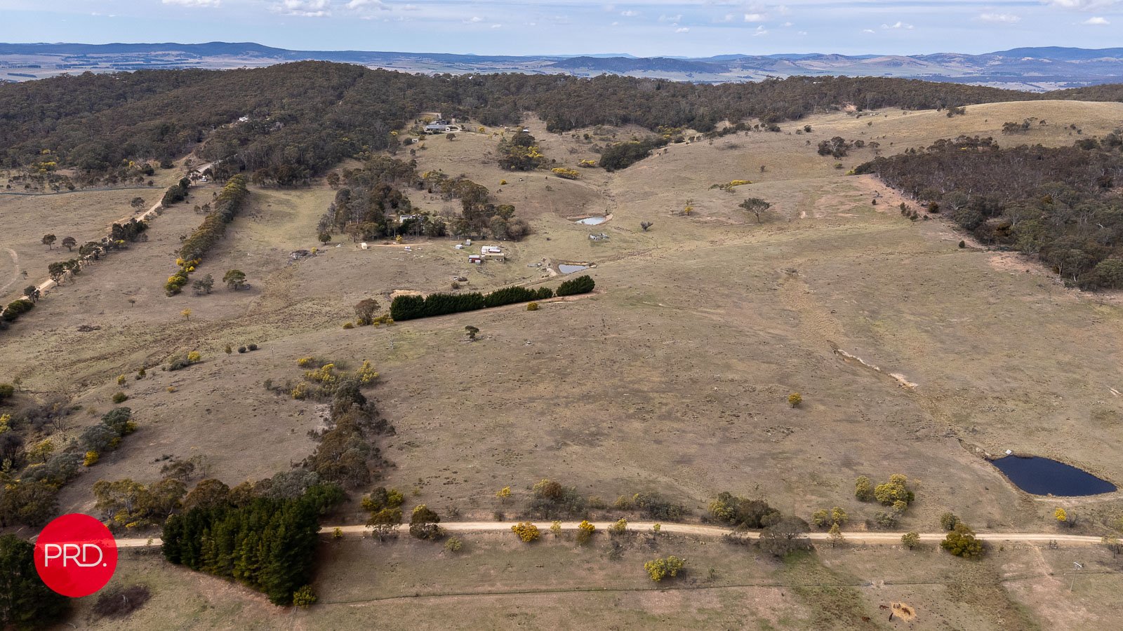 135 The Mountain Road BUNGENDORE 23