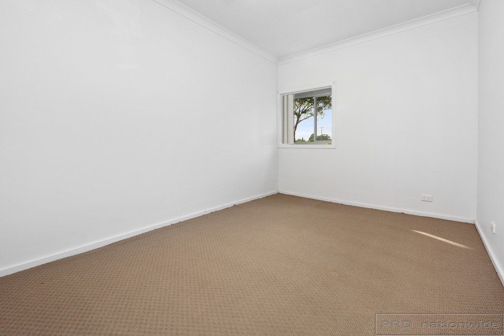 135 Windermere Road (Downstairs Flat)  WINDERMERE 7