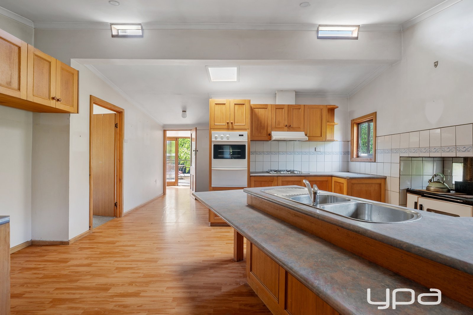 Gallery: 1350 Old Melbourne Road
