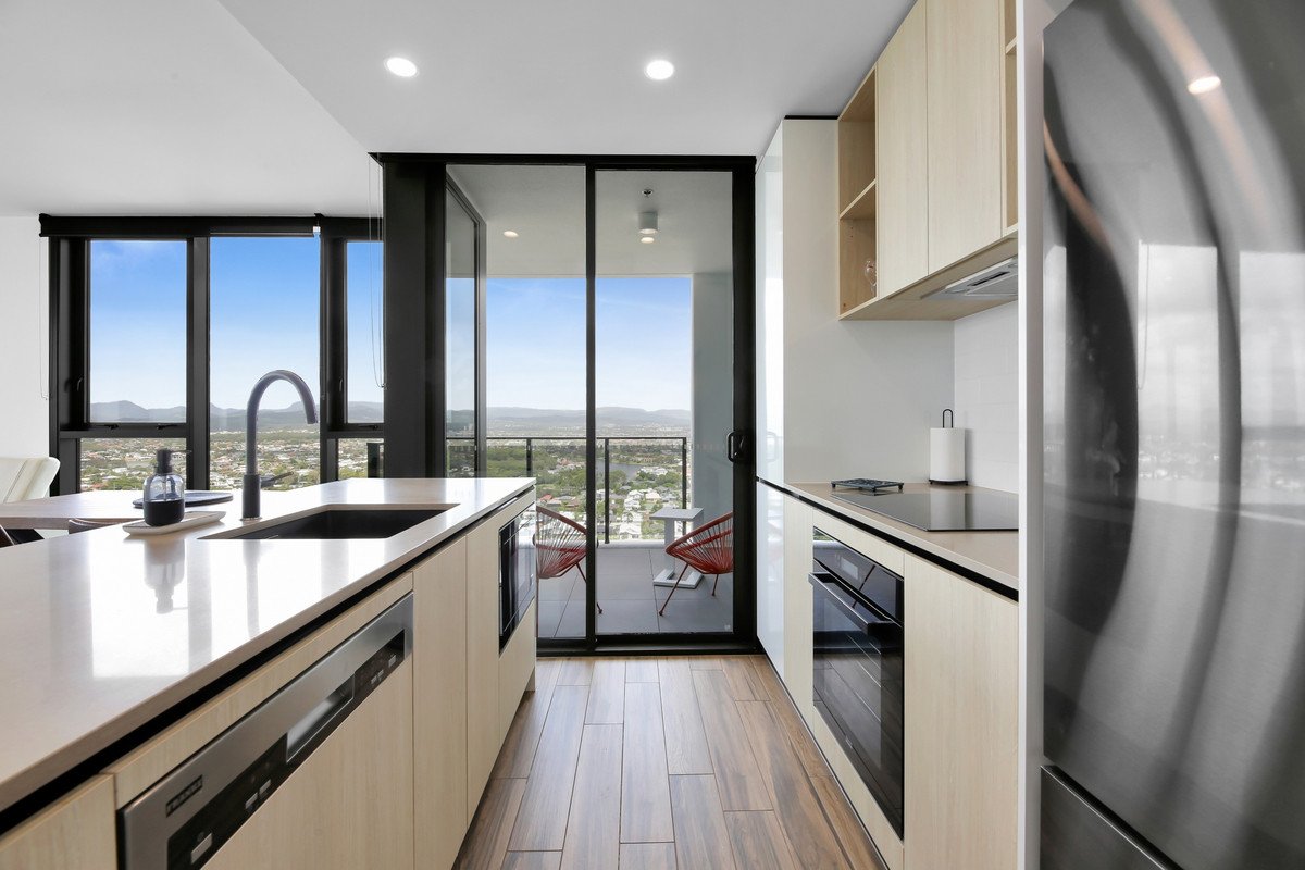 135/1969-1971 Gold Coast Highway Burleigh Heads 8