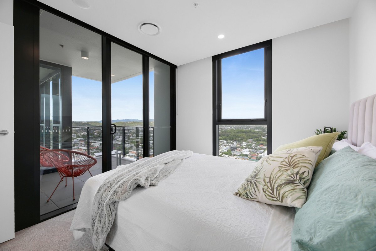 135/1969-1971 Gold Coast Highway Burleigh Heads 15