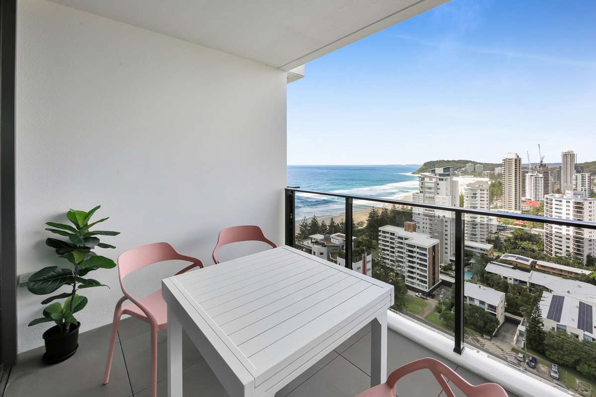 135/1969-1971 Gold Coast Highway Burleigh Heads 17