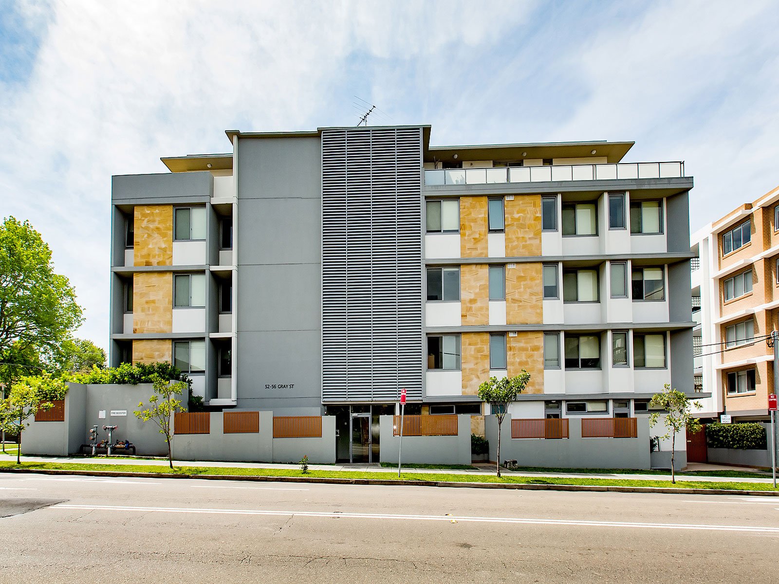 13/52-56 Gray Street KOGARAH 2