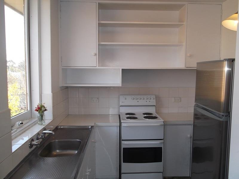 Gallery: 13/52 Moubray Street