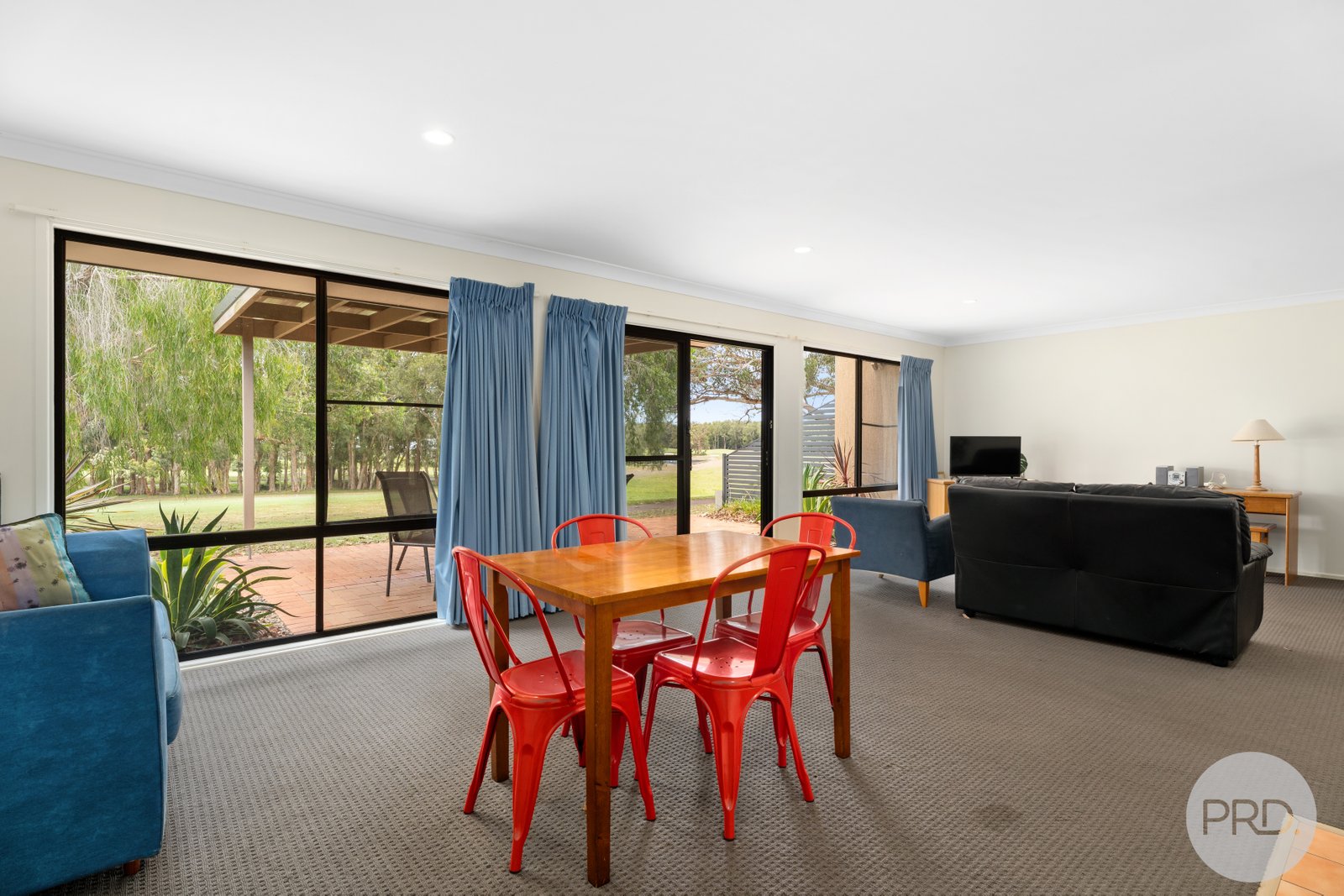 135/37 Horizons Drive SALAMANDER BAY 6
