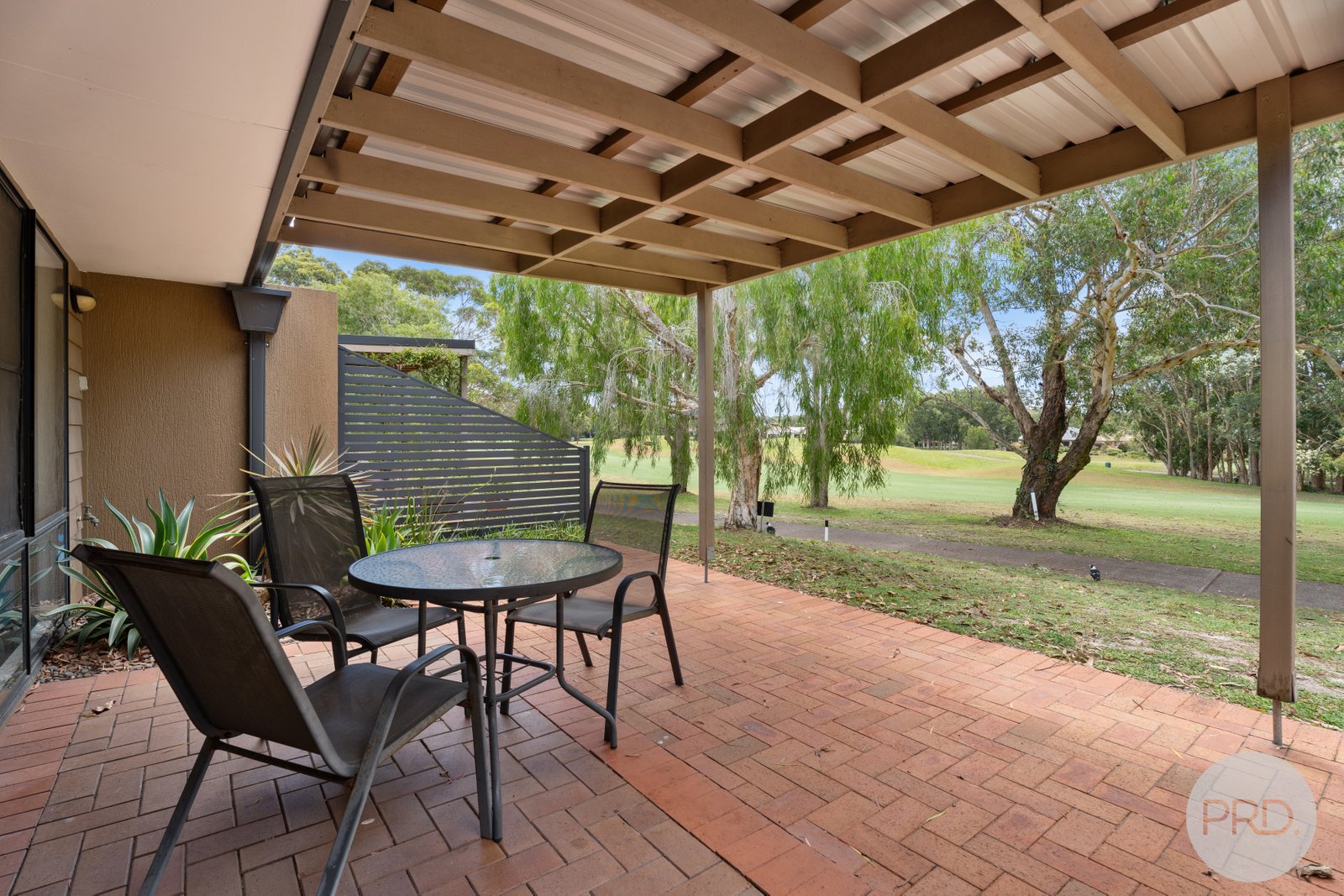 135/37 Horizons Drive SALAMANDER BAY 13