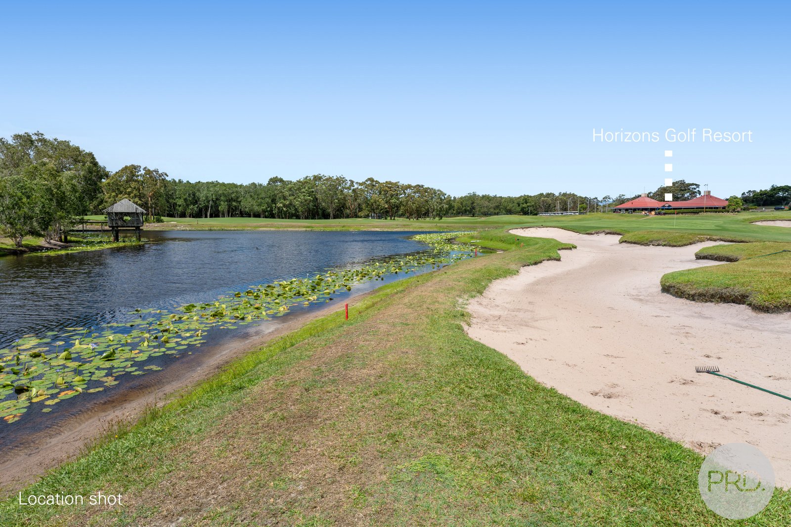 135/37 Horizons Drive SALAMANDER BAY 17