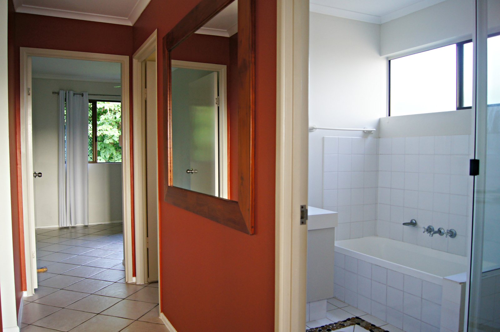 135/4 Eshelby Drive CANNONVALE 6