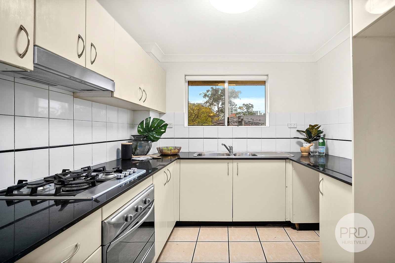 13/56-62 Carrington Avenue HURSTVILLE 4