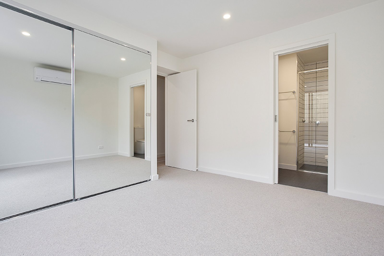 Gallery: 13/56 Abbott Street