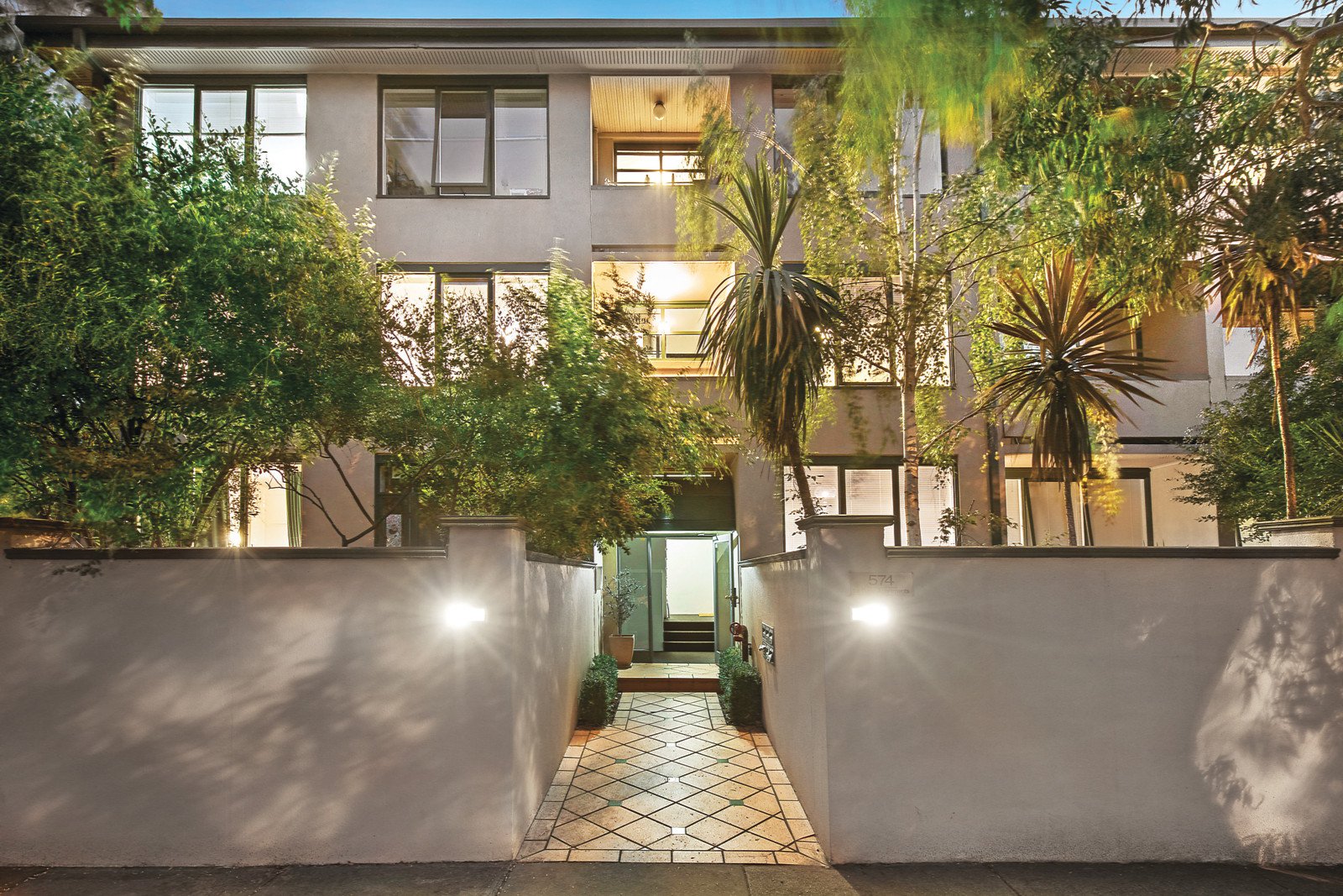 13/574 Glenferrie Road, Hawthorn, VIC