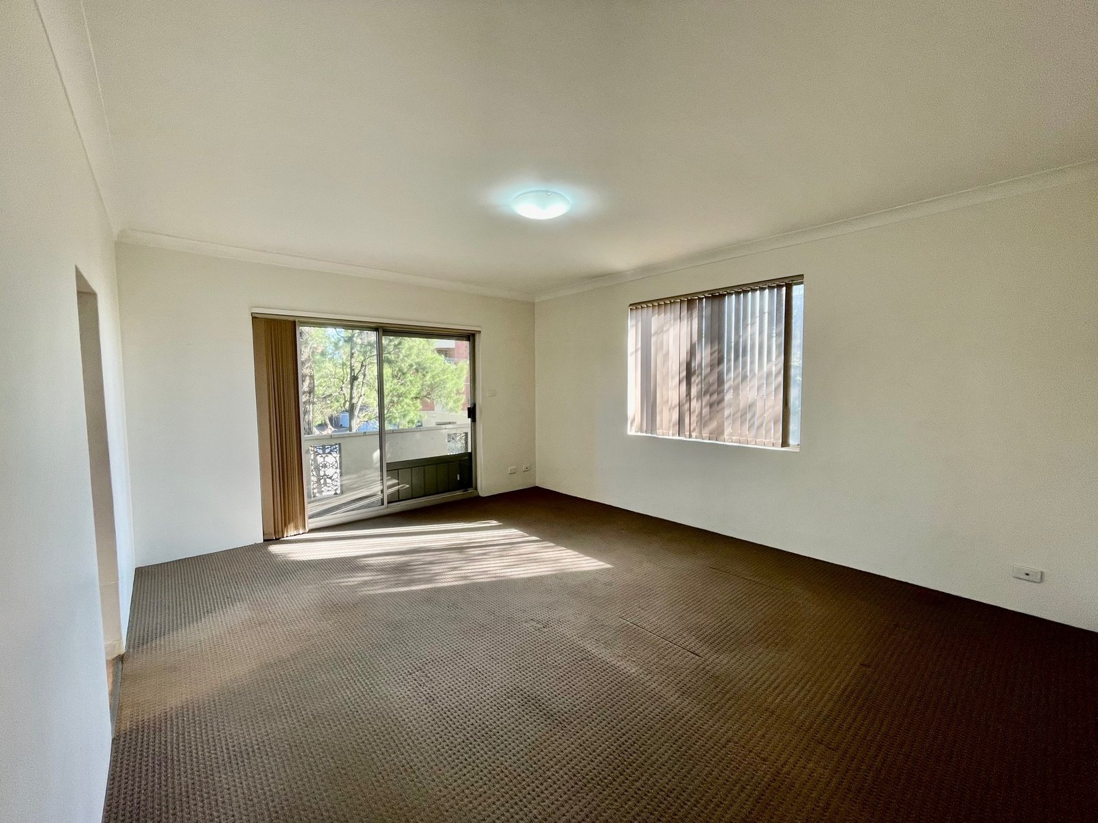 13/58-64 Ocean Street PENSHURST 2