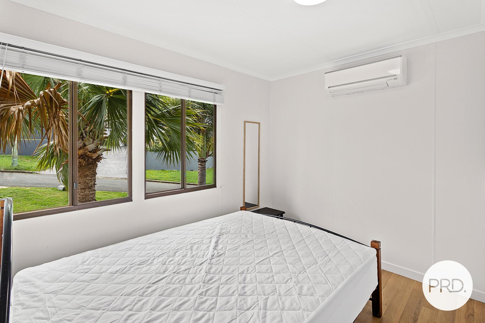 1/36 Airlie Crescent AIRLIE BEACH 9