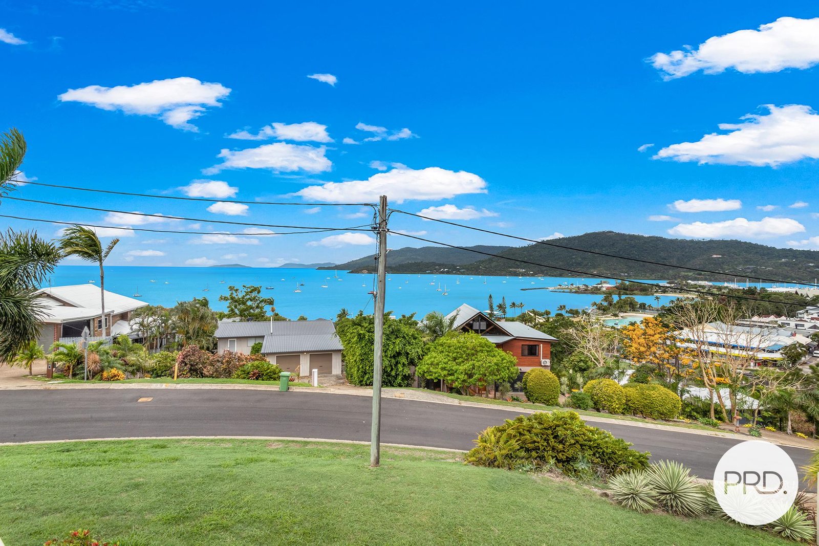 1/36 Airlie Crescent AIRLIE BEACH 11
