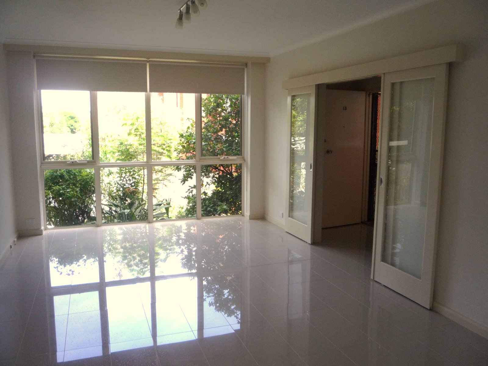 Gallery: 13/6 Bella Vista Road