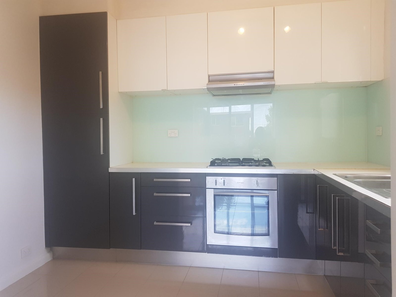 Gallery: 13/6 Bella Vista Road