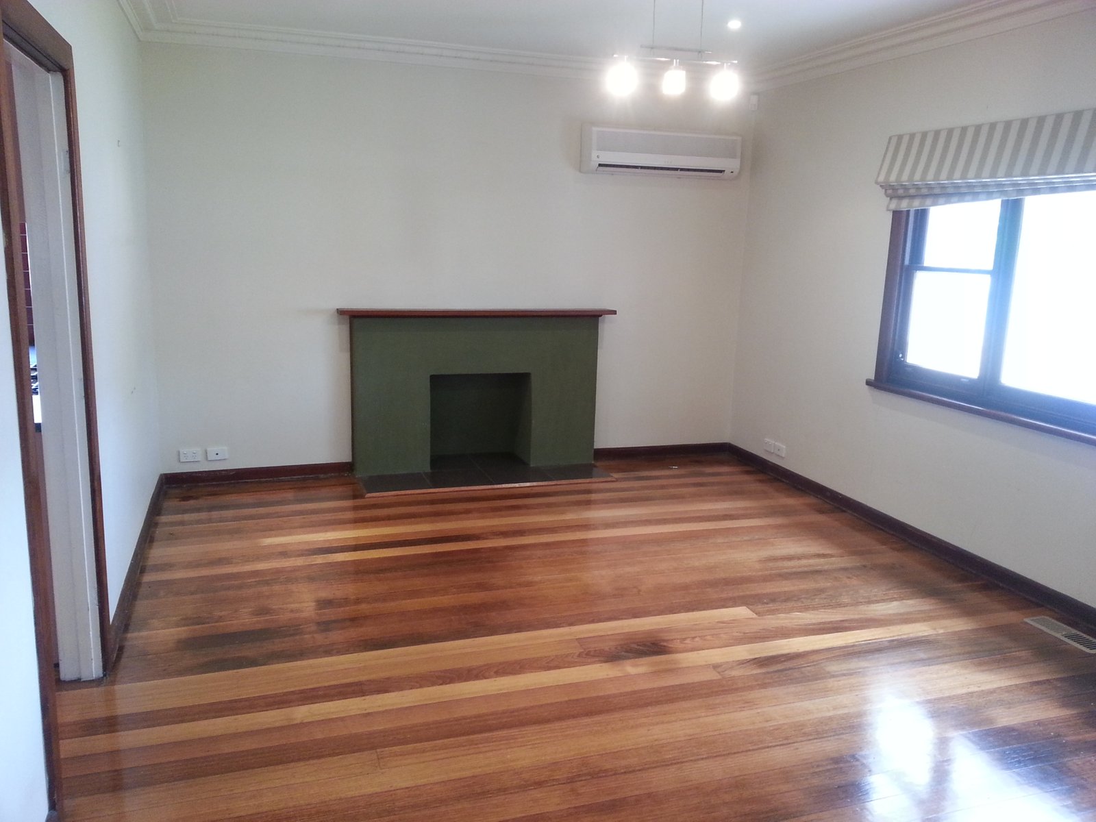 Gallery: 1/36 Calista Avenue