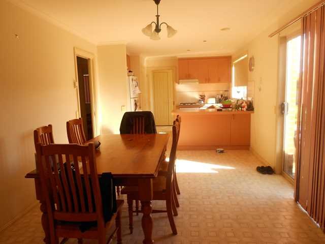 136 Edwards Street SEBASTOPOL 3