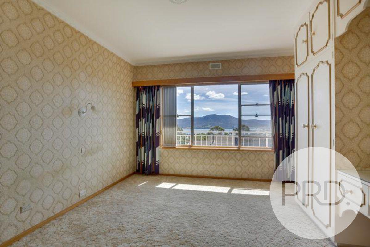 1/36 Elliott Road GLENORCHY 8