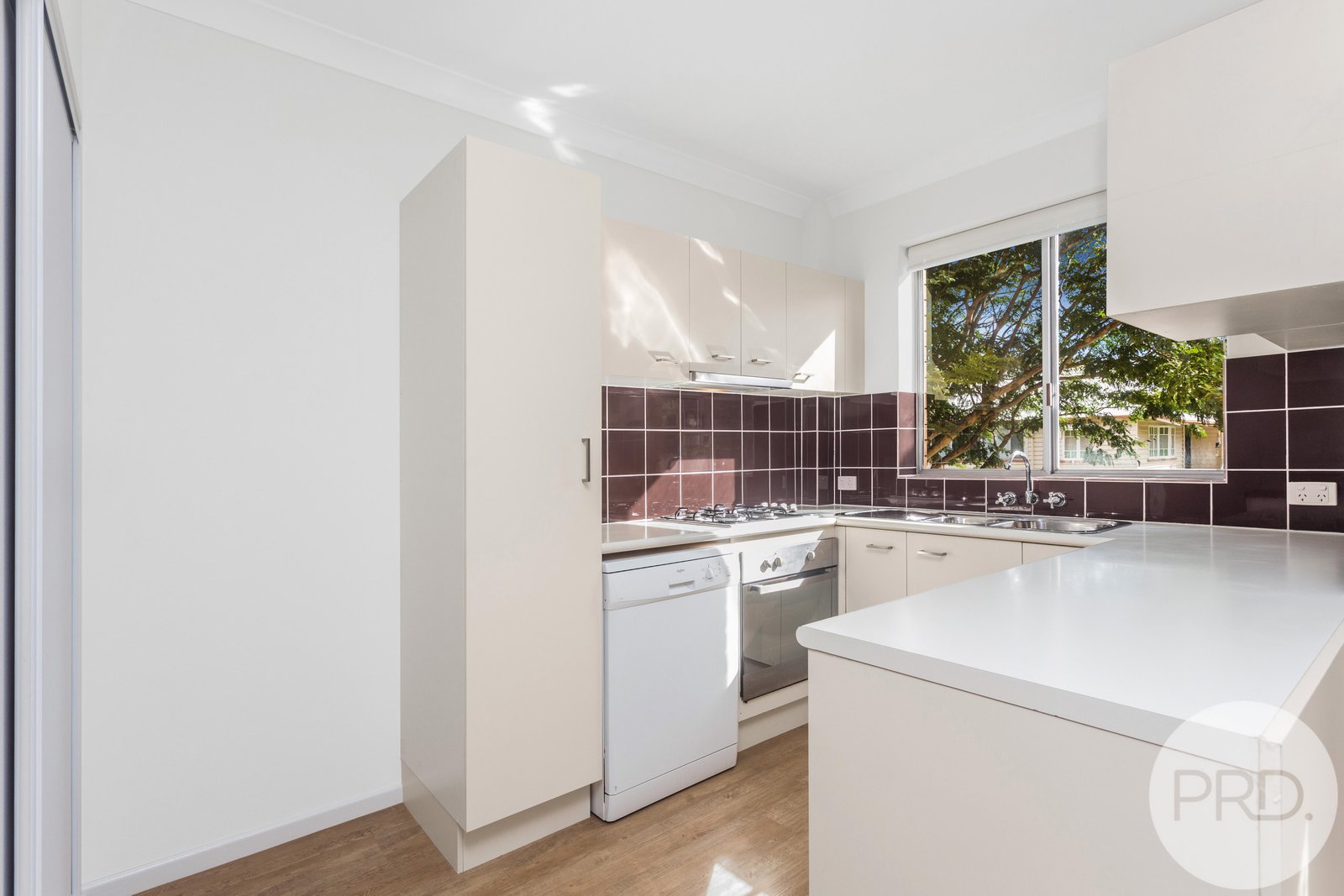 1/36 Fifth Avenue KEDRON 8