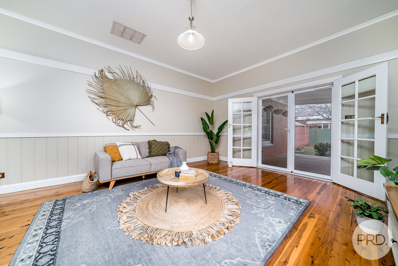 136 Forsyth Street WAGGA WAGGA 8