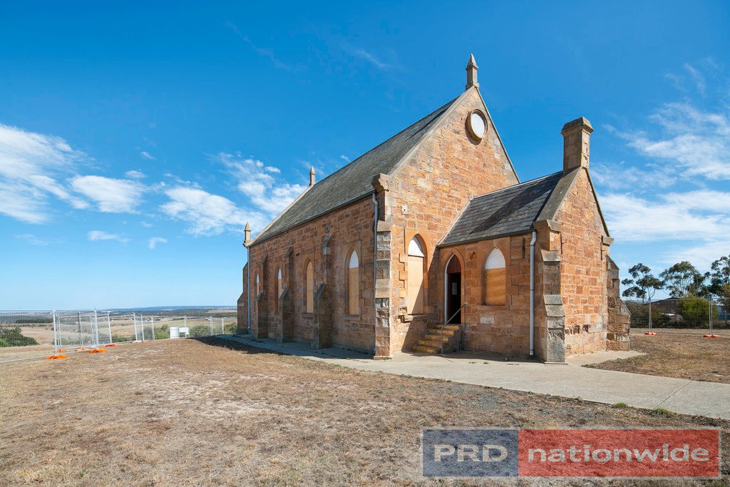 136 Old Western Highway MYRNIONG 1