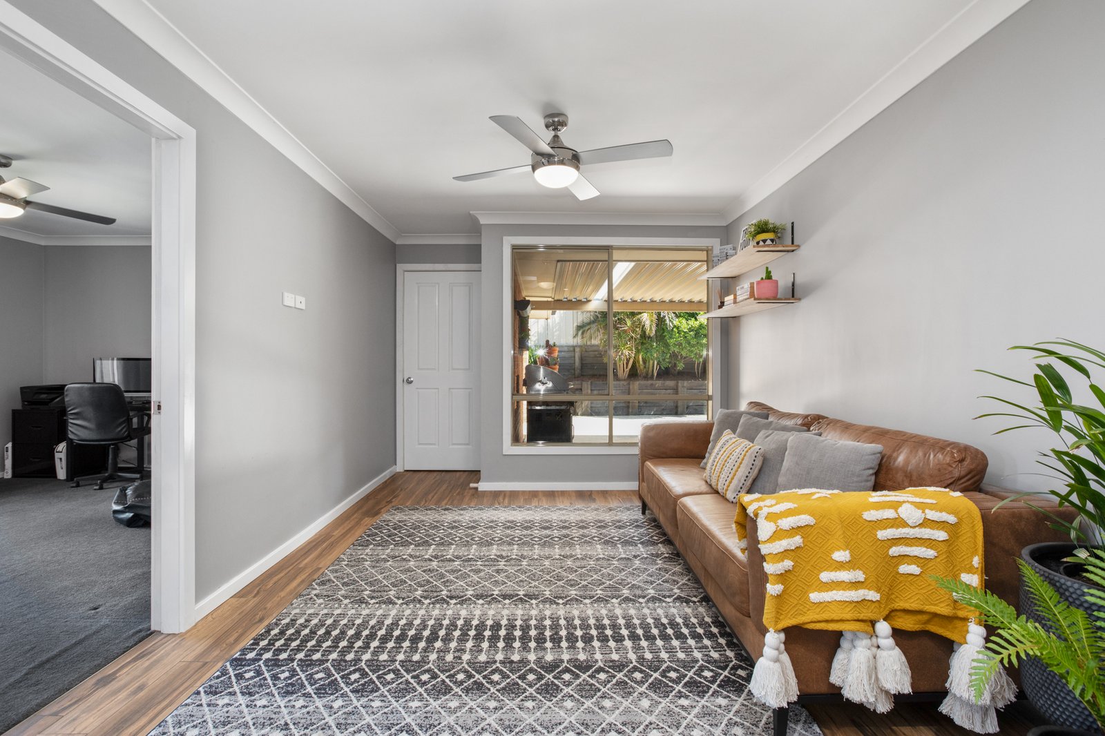 136 Regiment Road RUTHERFORD 5