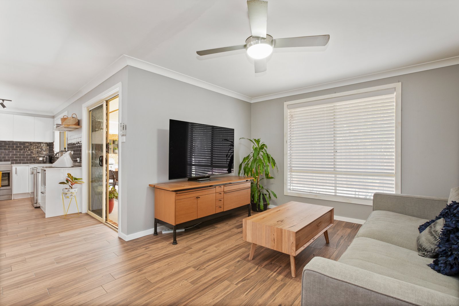 136 Regiment Road RUTHERFORD 15