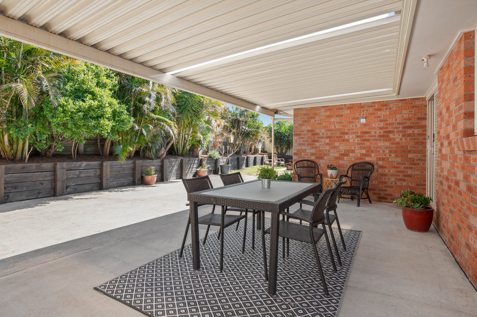 136 Regiment Road RUTHERFORD 25