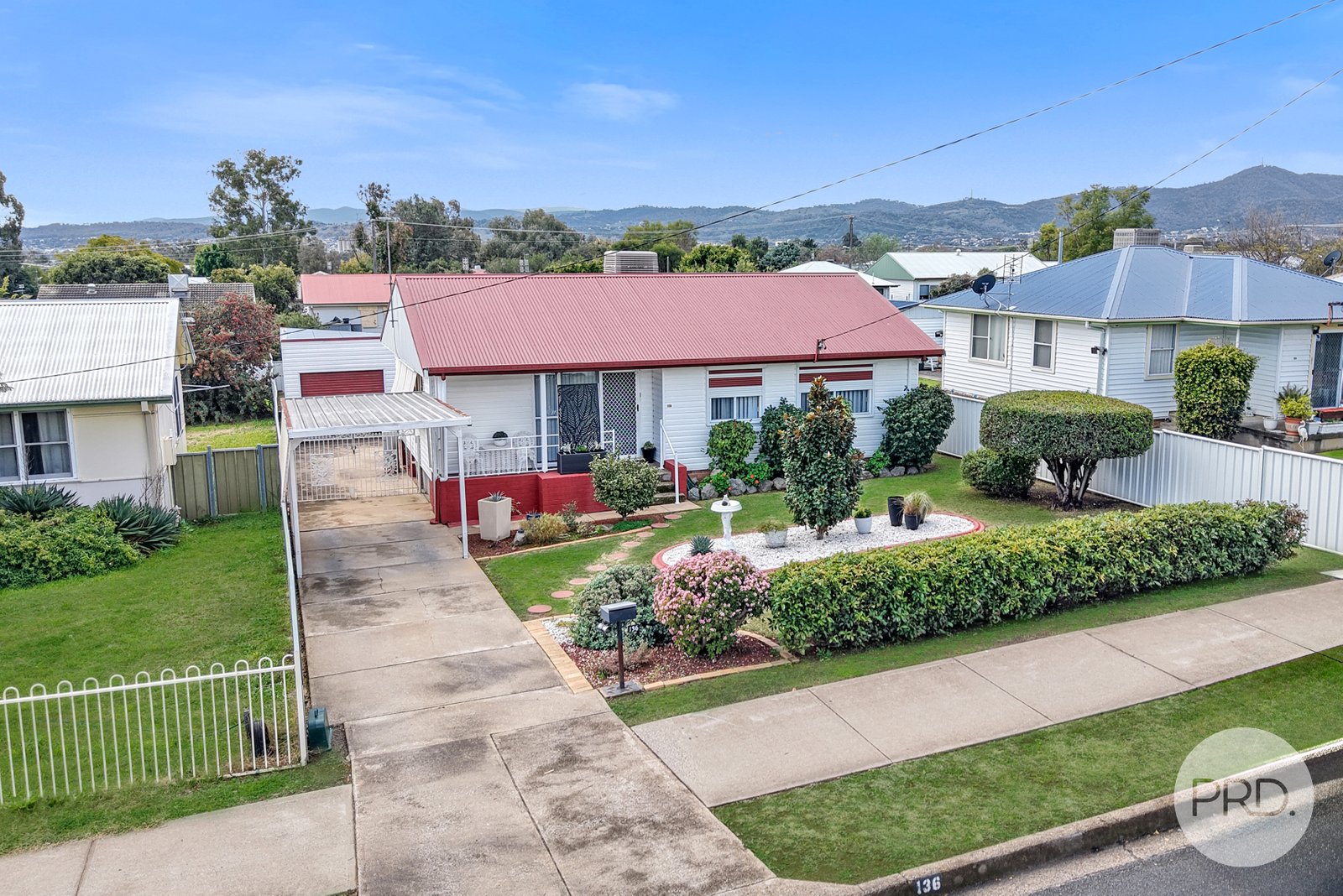 136 Robert Street TAMWORTH 2