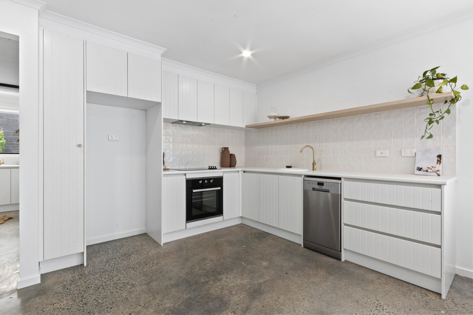 Gallery: 1/36 Rollins Road