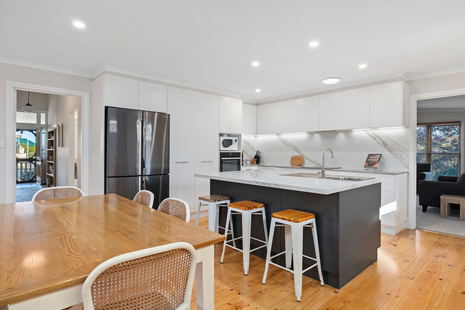 Gallery: 136 Rowan Street