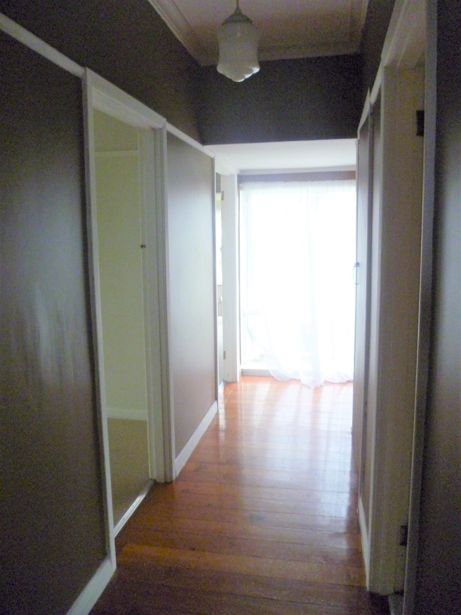 Gallery: 1/36 Tate St